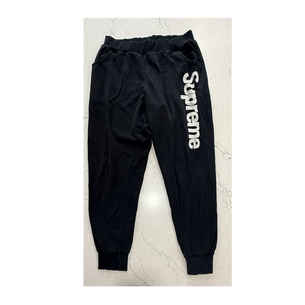 Supreme Black Logo Sweatpants Regular Size L